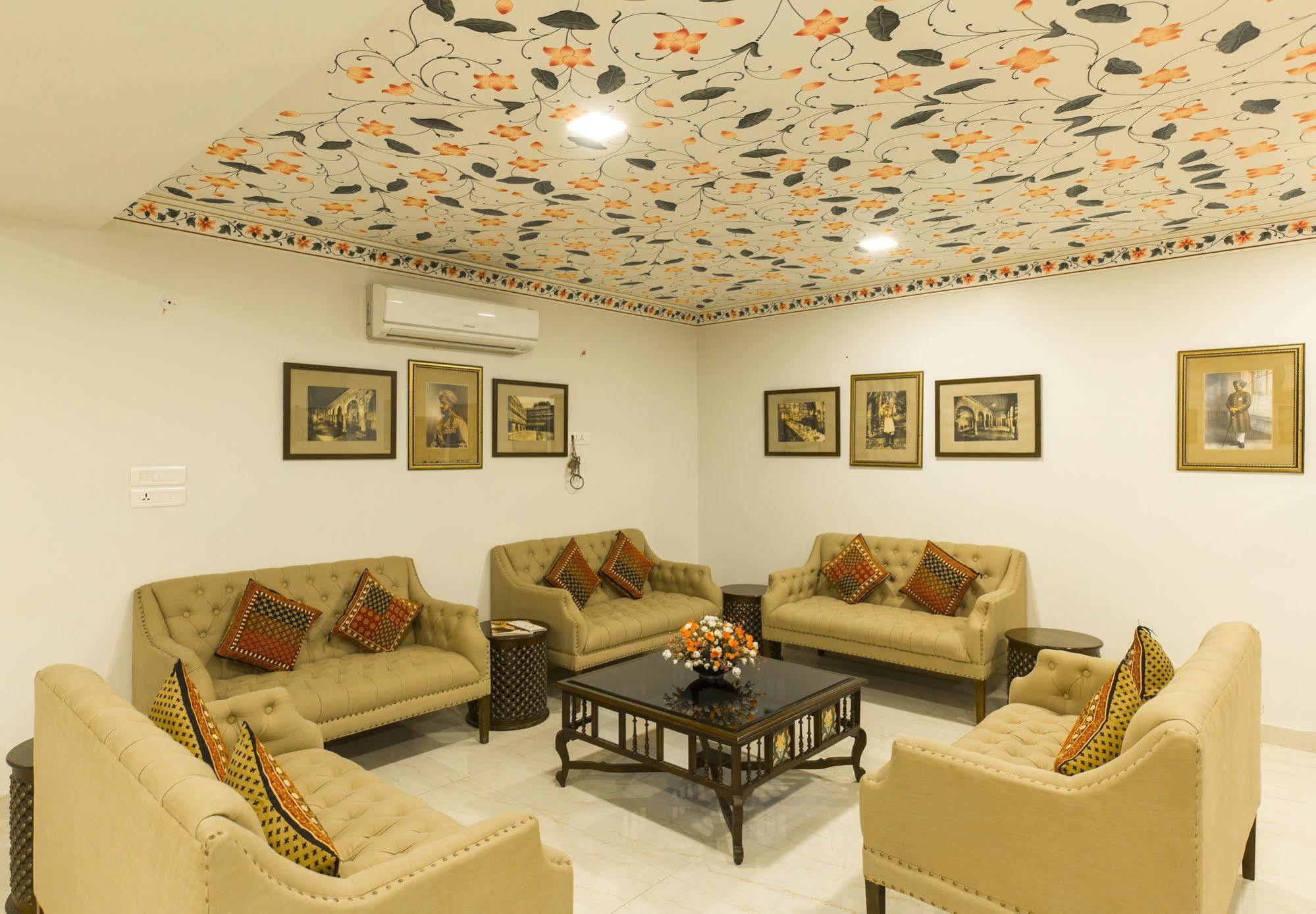 Umaid Residency - A Regal Heritage Home Jaipur Eksteriør bilde